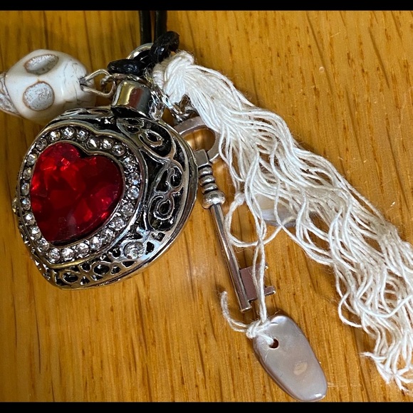 Handmade Necklace ~ Read description - Picture 3 of 5